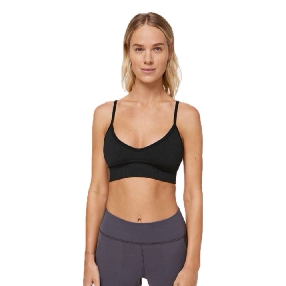 Lululemon Ebb to Street bra, size 6, Black